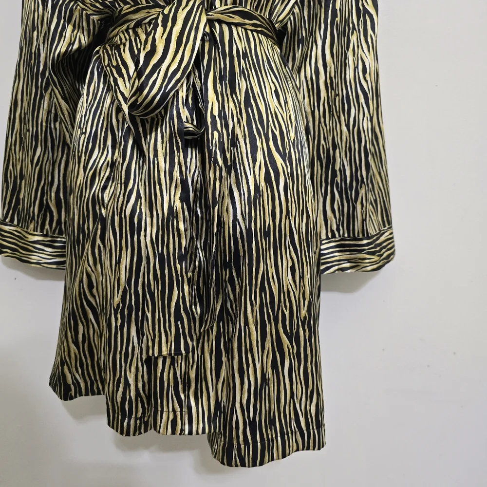 vintage‎ EVANDALE Intimates size M/L Silky Satin Animal Print Robe Black Gold